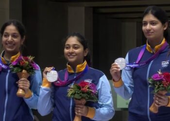 भारताला नेमबाजी अन्‌‍ रोईंगमध्ये रौप्य