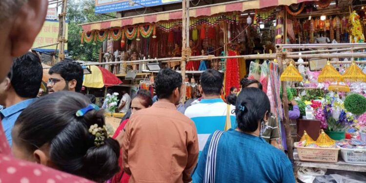 पनवेल बाजारपेठ गणेशोत्सावासाठी सज्ज