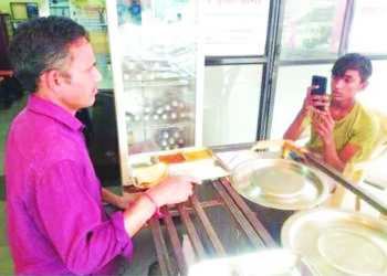 शिवभोजन थाळीला घरघर