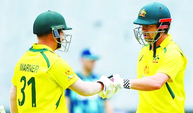 विश्वचषकामध्ये ऑस्ट्रेलियाने उघडले खाते