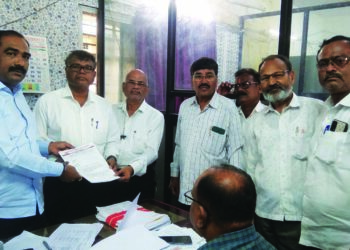 सार्वजनिक आरोग्य व्यवस्था आजारी