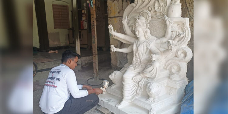 गणेशोत्सवानंतर आता नवरात्रौत्सवाचे वेध