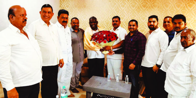 पनवेलमध्ये ग्रामपंचायत निवडणुकीच्या तोंडावर भारतीय जनता पक्षाला धक्का