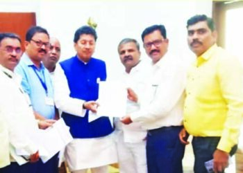 एकही शाळा बंद होणार नाही; शिक्षणमंत्र्यांची ग्वाही