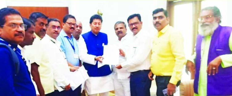 एकही शाळा बंद होणार नाही; शिक्षणमंत्र्यांची ग्वाही