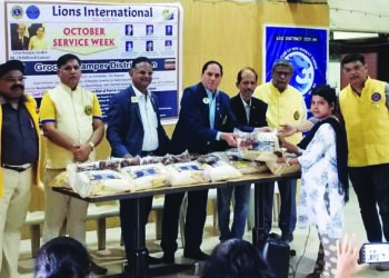 कॅन्सरग्रस्त मुलांना शिधा वाटप