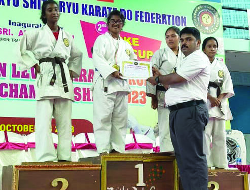 मुरुडची स्वरा केरळात चमकली