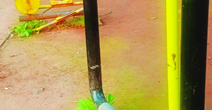 ओपन जिमच्या साहित्यांची नादुरुस्ती