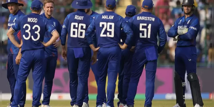 विश्वचषक गतविजेता संघ तळाशी