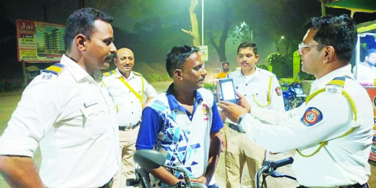 महाडमध्ये ड्रिंक आणि ड्राईव्हच्या केसेस