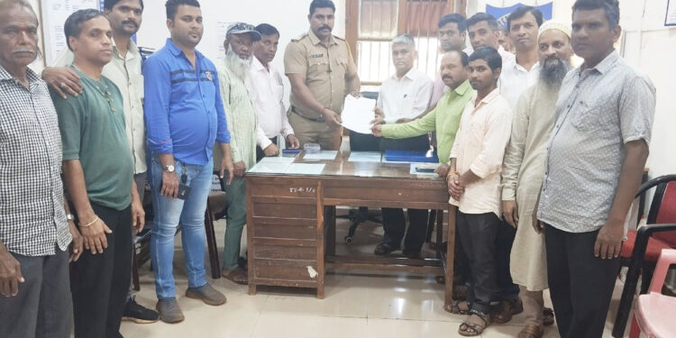 ई-रिक्षासाठी उपोषणाचा इशारा