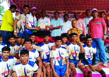 पालीत रंगल्या जिल्हास्तरीय कबड्डी स्पर्धा