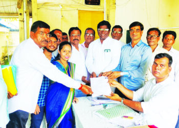 श्री क्षेत्रेश्वर जनमत विकास आघाडी वडखळ उमेदवार कडून उमेदवारी अर्ज दाखल