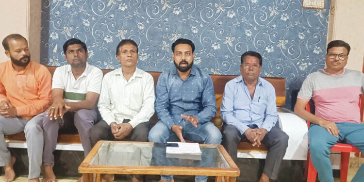 रासळ ग्रामस्थांचा निवडणुकीवरील बहिष्कार मागे