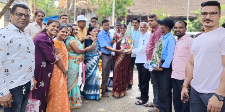 इंडिया आघाडीचा पहिला विजय; वाशी ग्रामपंचायतीत सुनंदा थवई बिनविरोध