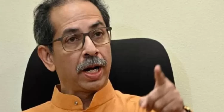 आरक्षण अध्यादेश मराठ्यांच्या मृतदेहावर ठेवणार काय?