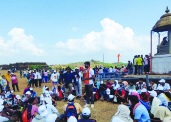 कर्जत शहरातील एक हजार नागरिकांचे किल्ले रायगड दर्शन