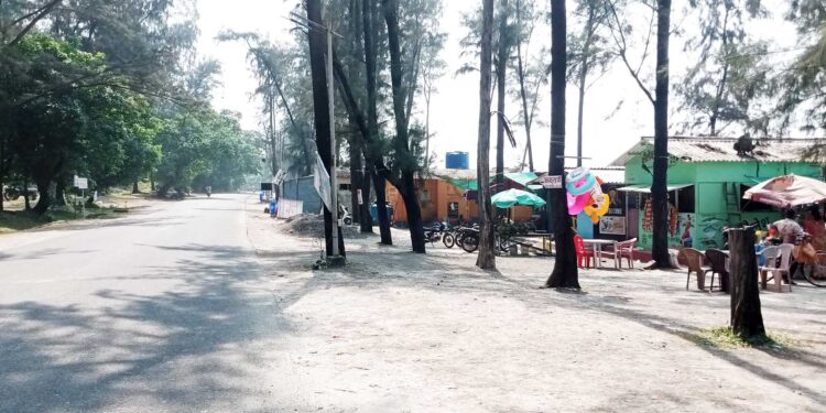 रस्त्याच्या दुरवस्थेचा पर्यटनावर परिणाम