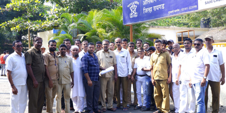 रेंट बाईक विरोधात रिक्षा चालकांचा संघर्ष उफाळला