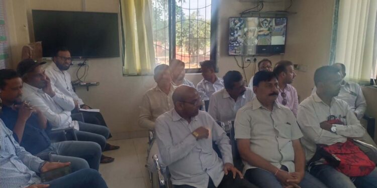 रोहा येथे शांतता समितीची बैठक