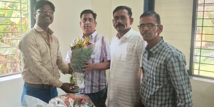 खंडाळेच्या सरपंचपदी नासिकेत कावजी विराजमान