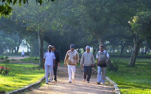 जॉगिंगसाठीचे रस्ते, टेकड्या गजबजल्या