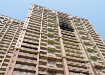 पनवेलमधील साई वर्ल्ड सिटी इमारतीला आग