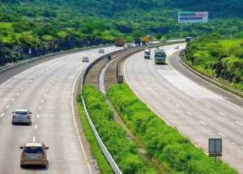 ‘समृद्धी’वरअपघात; दोघांचा मृत्यू