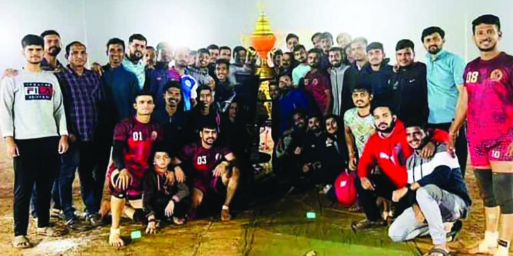 कबड्डी स्पर्धेत आपटवणे विजयी