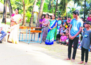 मोबाईलच्या जमान्यात मैदानी खेळांकडे दुर्लक्ष