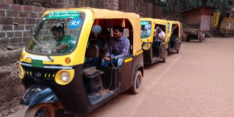 अखेर माथेरानच्या ई-रिक्षाला मिळाला मुहूर्त