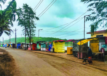 आम्हाला हक्काची टपरी मिळणार कधी ?