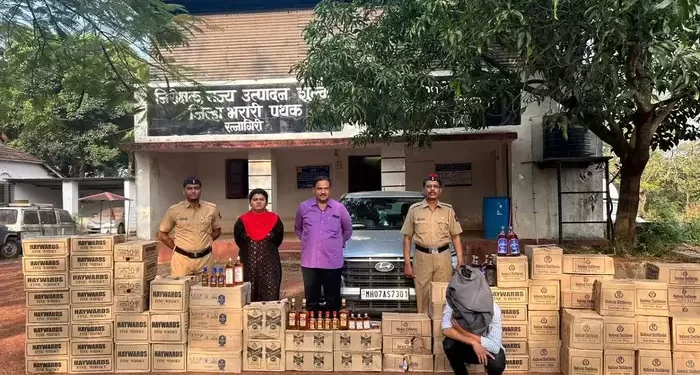 दारुची वाहतुक करणाऱ्यांवर कारवाई