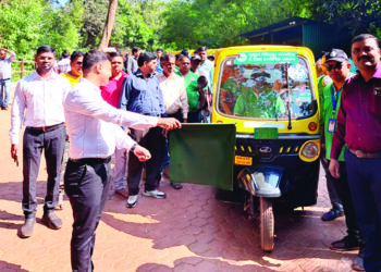 ई-रिक्षा धावली, मात्र पोट थांबले