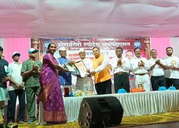 शर्मिला गावंड यांना पुरस्कार