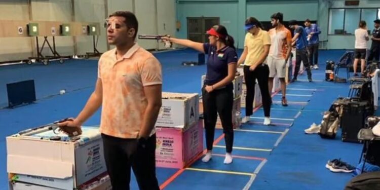 शूटिंग रेंजमध्ये सिलिंडरचा स्फोट