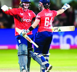 भारतीय महिलांनी मालिका गमावली