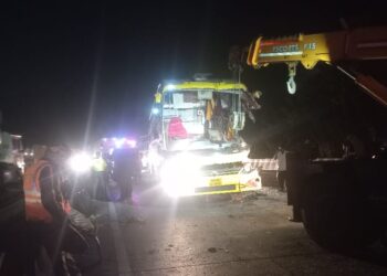 खासगी बसचा भीषण अपघात; चालकाचा मृत्‍यू