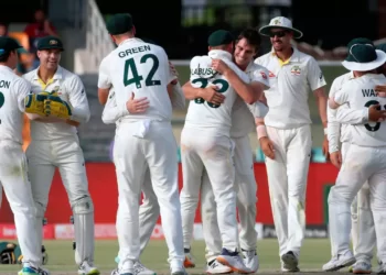 ऑस्ट्रेलियाकडून पाकिस्तानचा धुव्वा