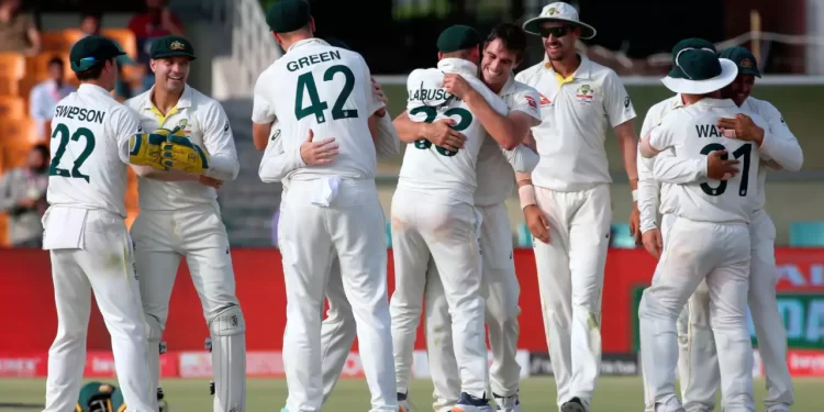 ऑस्ट्रेलियाकडून पाकिस्तानचा धुव्वा