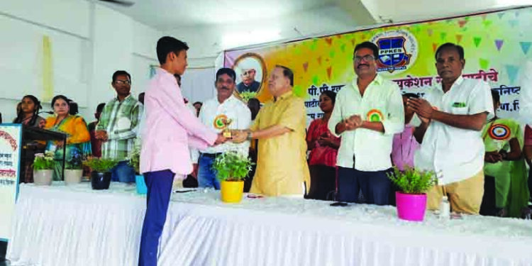 विद्यार्थ्यांमध्ये नवी उमेद निर्माण झाली पाहिजे – भास्कर मोकल