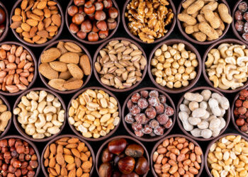 थंडीत सुकामेवा महागल्याने ग्राहकांना हुडहुडी