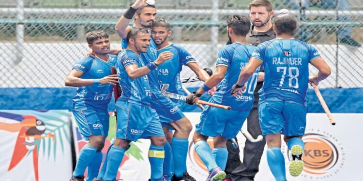 भारताचा युवा हॉकी संघ अंतिम चारमध्ये