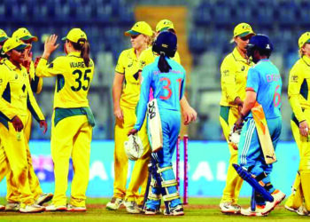 दीप्ती शर्मा, रिचा घोषची झुंज व्यर्थ?