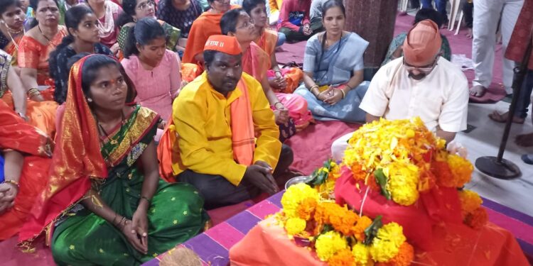 कर्जतमध्ये अक्षत कलशाची शोभायात्रा