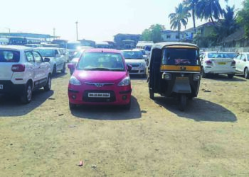 खोरा जेट्टीवर पर्यटकांची वाट बिकट