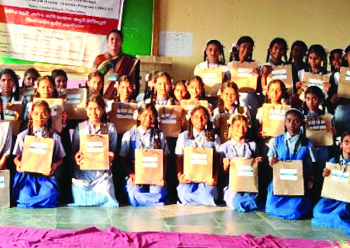 किशोरवयीन मुलींसाठी मार्गदर्शन शिबीर