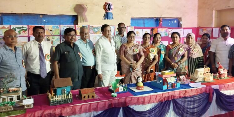 अग्रवाल विद्यामंदिरात वार्षिक स्नेहसंमेलन