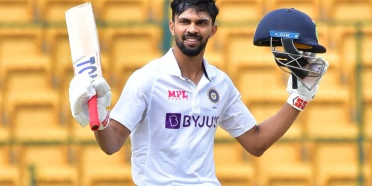 ऋतुराज कसोटी मालिकेला मुकला