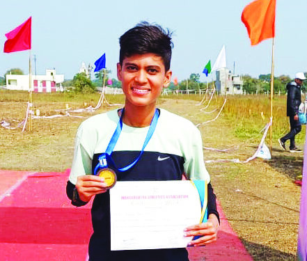 क्रॉस कंट्रीत ऋतुजा पातेरे अजिंक्य